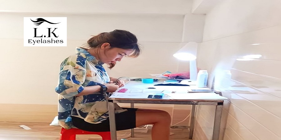 Gia Công Lông Mi Giả Tại Việt Nam